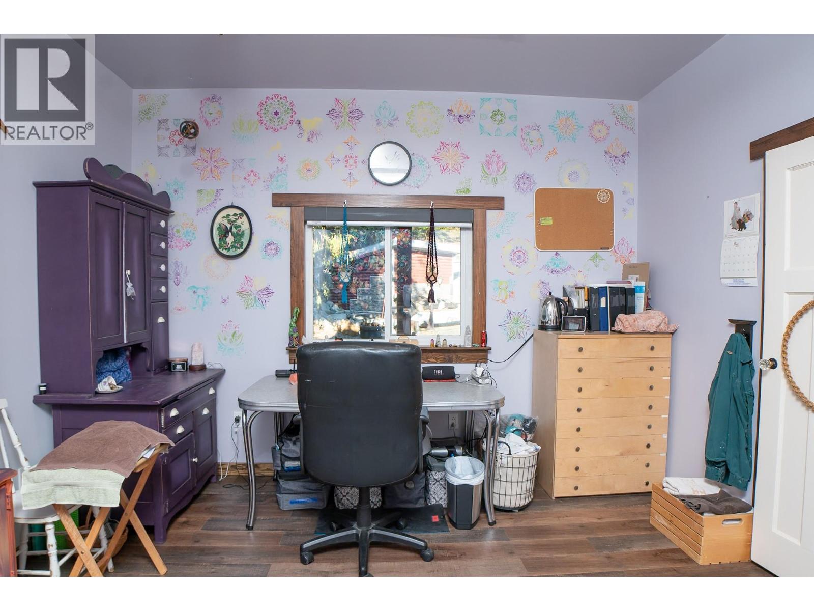 1627 Hood Road Road, Creston