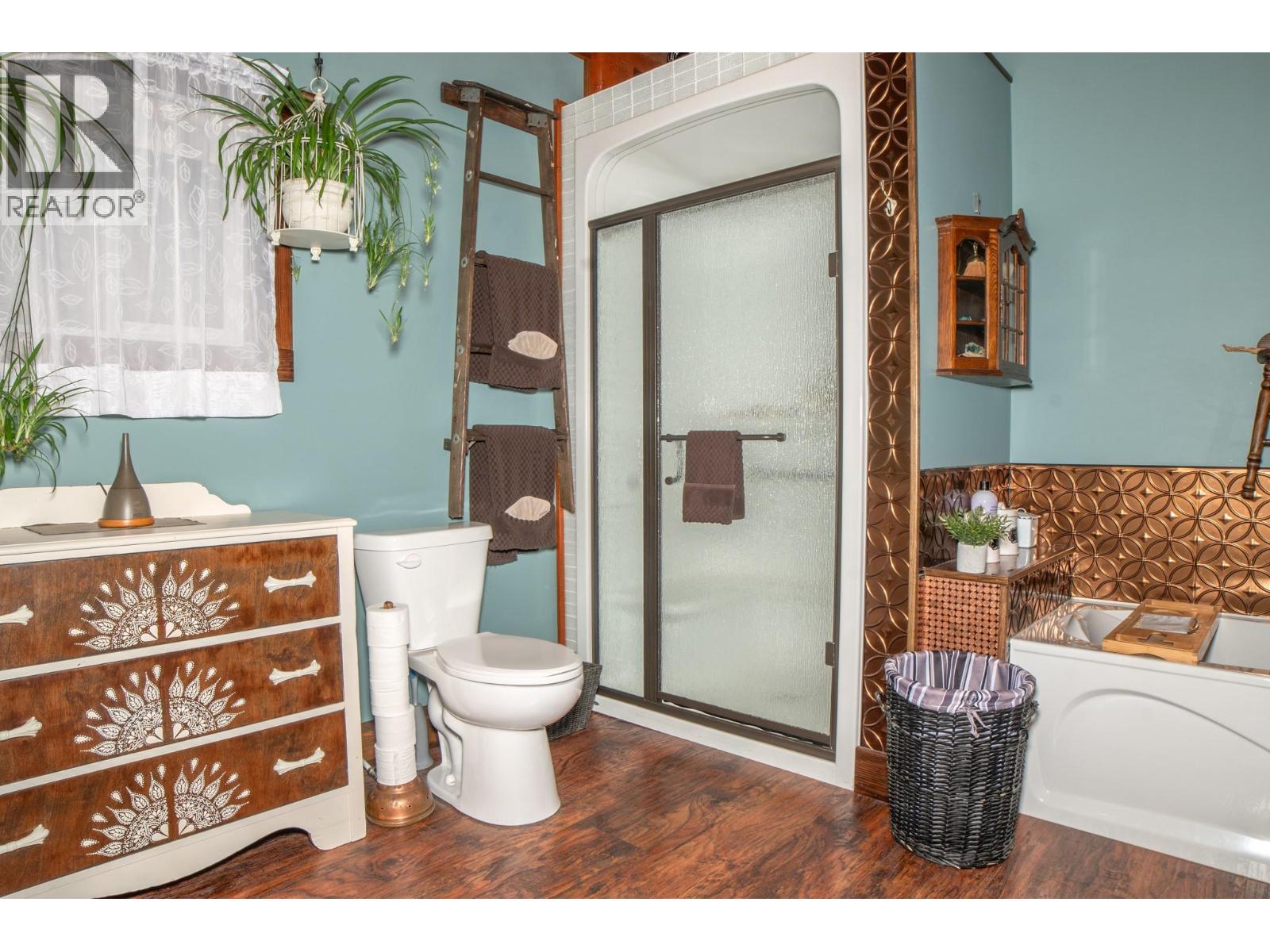 1627 Hood Road Road, Creston