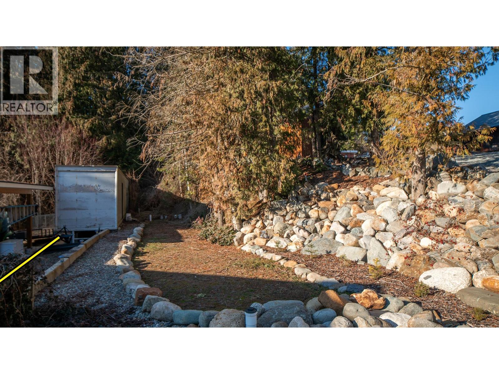 1627 Hood Road Road, Creston