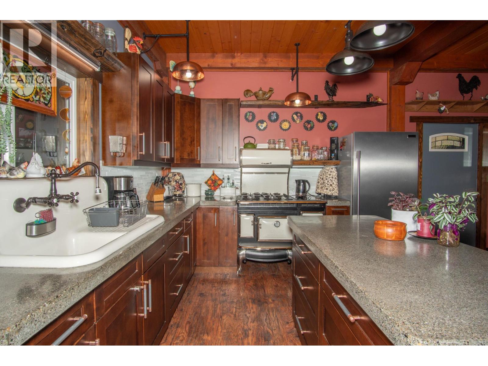 1627 Hood Road Road, Creston