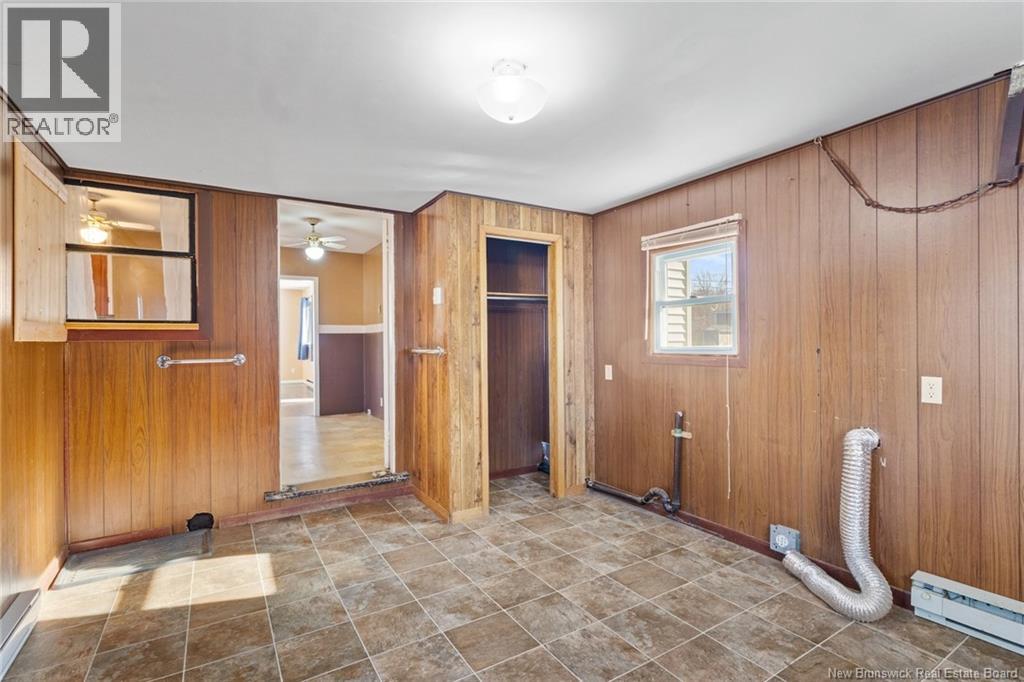 15 CENTENNIAL DRIVE - 31