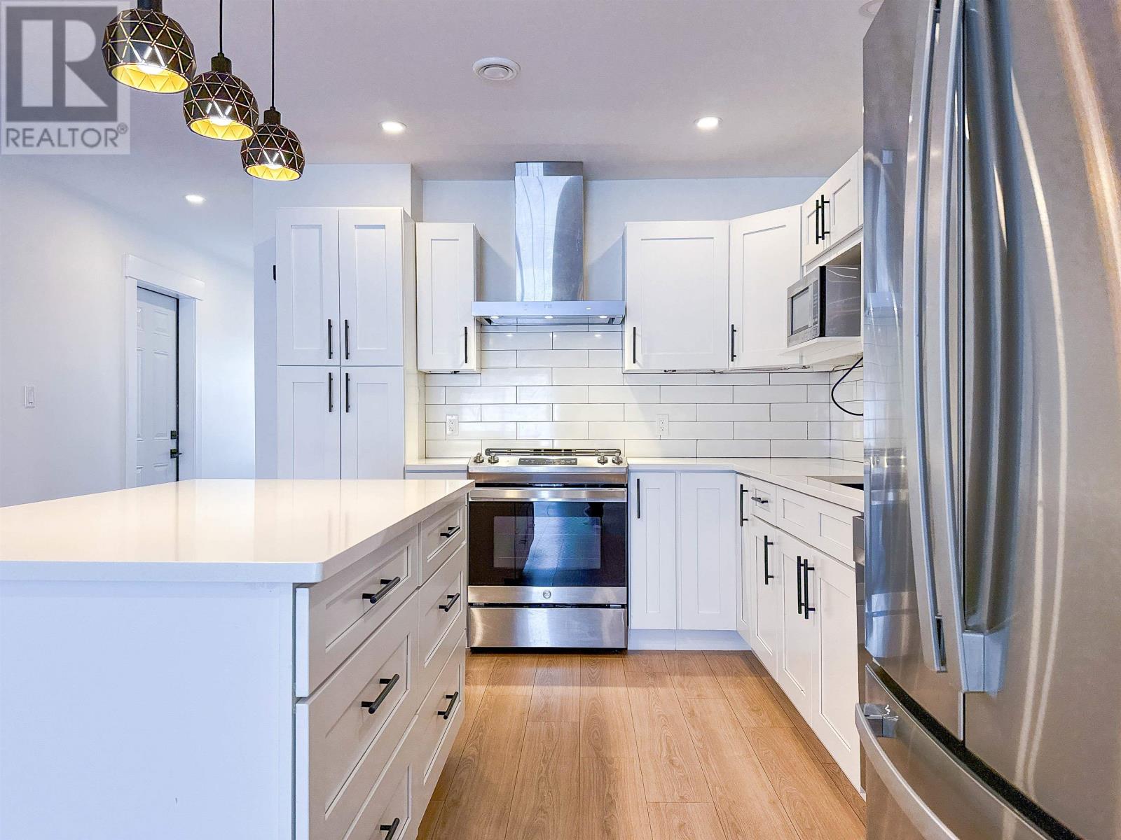 178 STANMOL DRIVE - 11