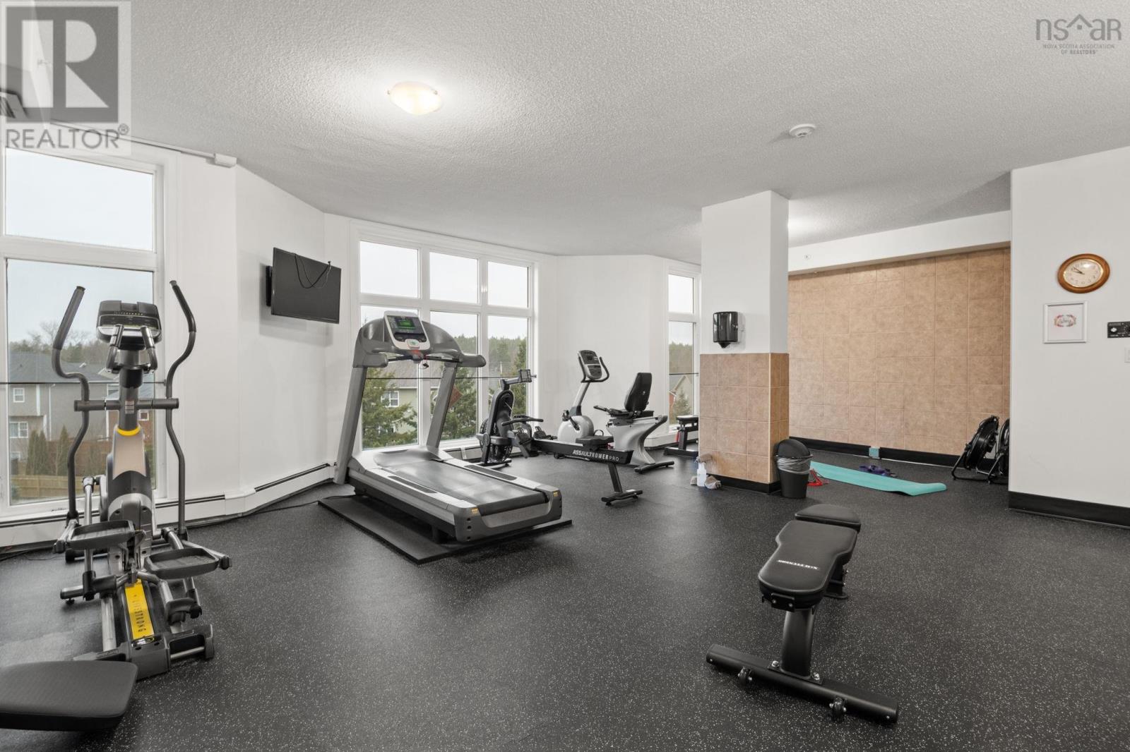 Property 41 of 47 of 401 277 Rutledge Street