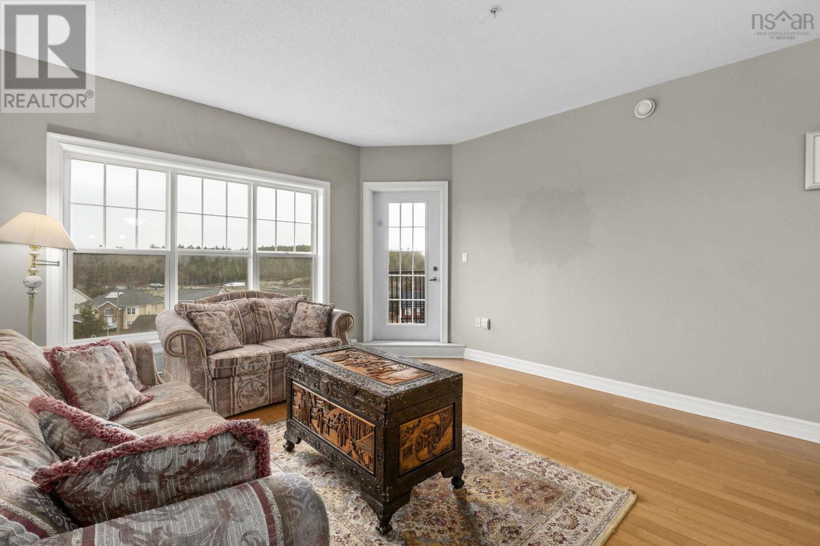 Property 16 of 47 of 401 277 Rutledge Street