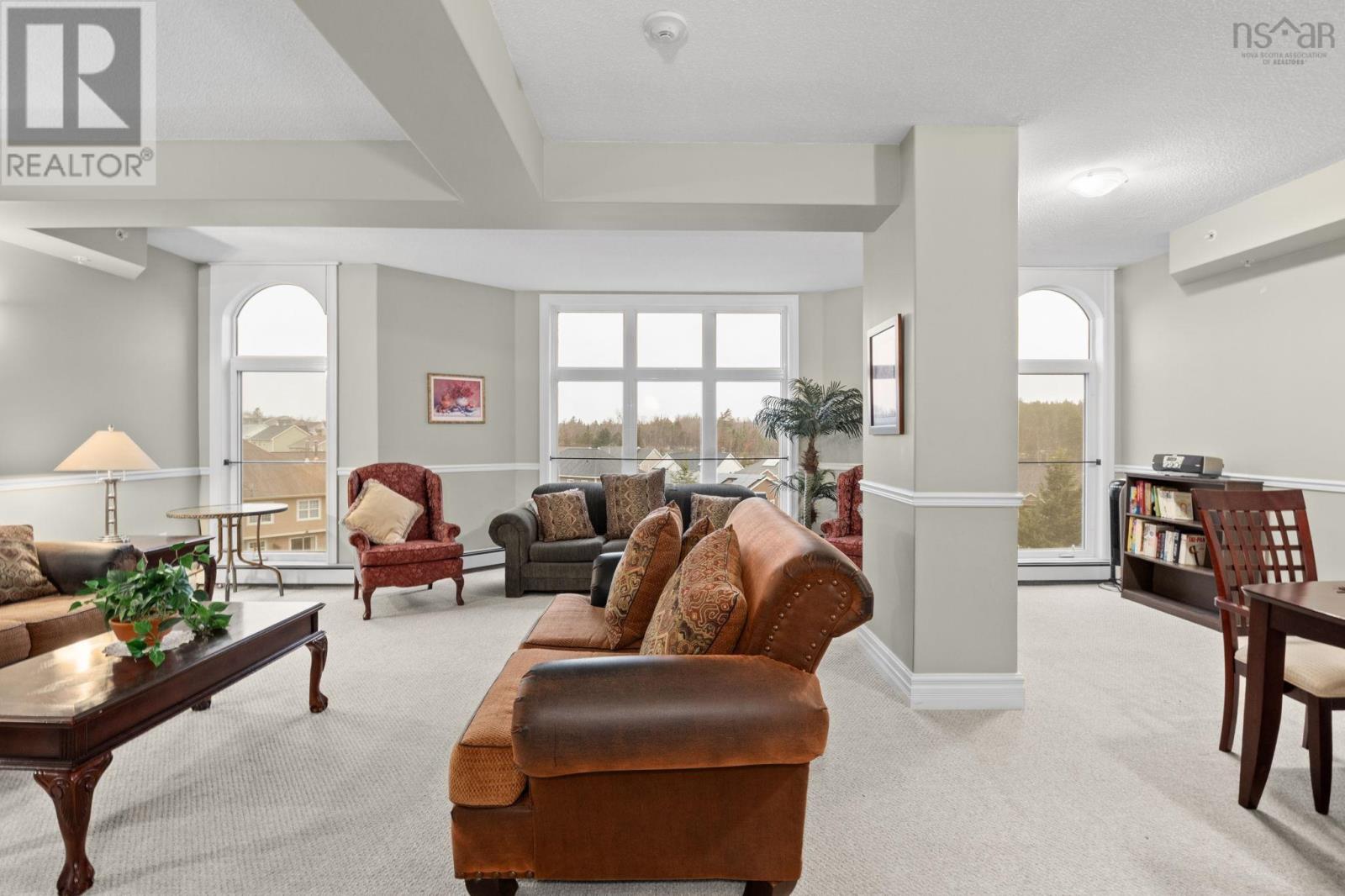 Property 39 of 47 of 401 277 Rutledge Street