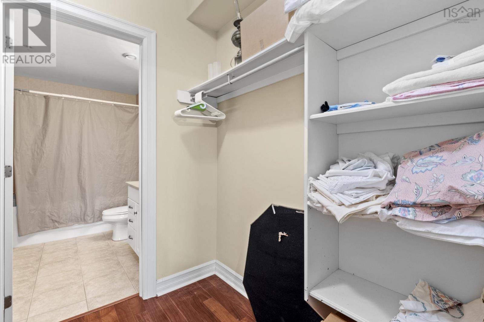 Property 24 of 47 of 401 277 Rutledge Street