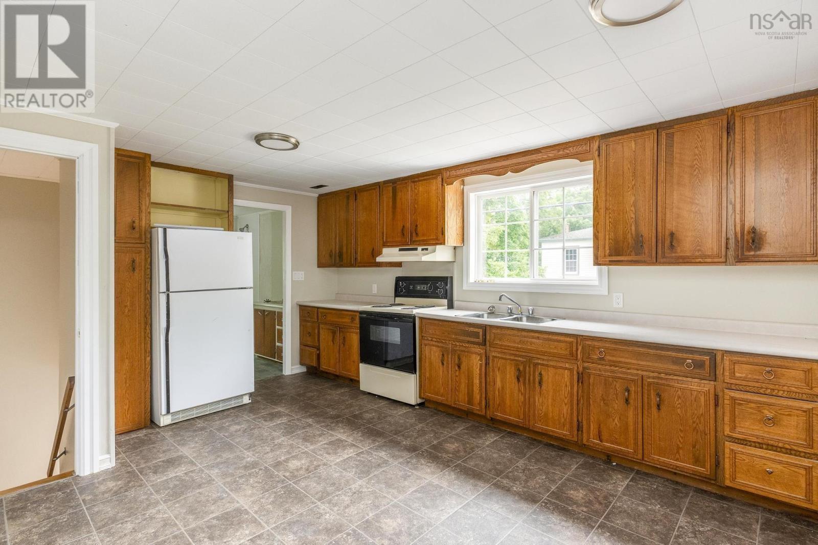 Property 37 of 47 of 80 Nictaux Falls Road