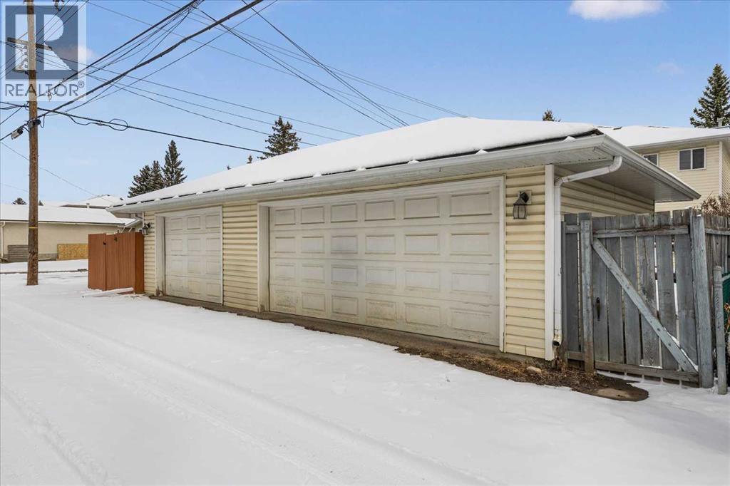 Single Family House for Sale in   Street SW Glenbrook Calgary 
