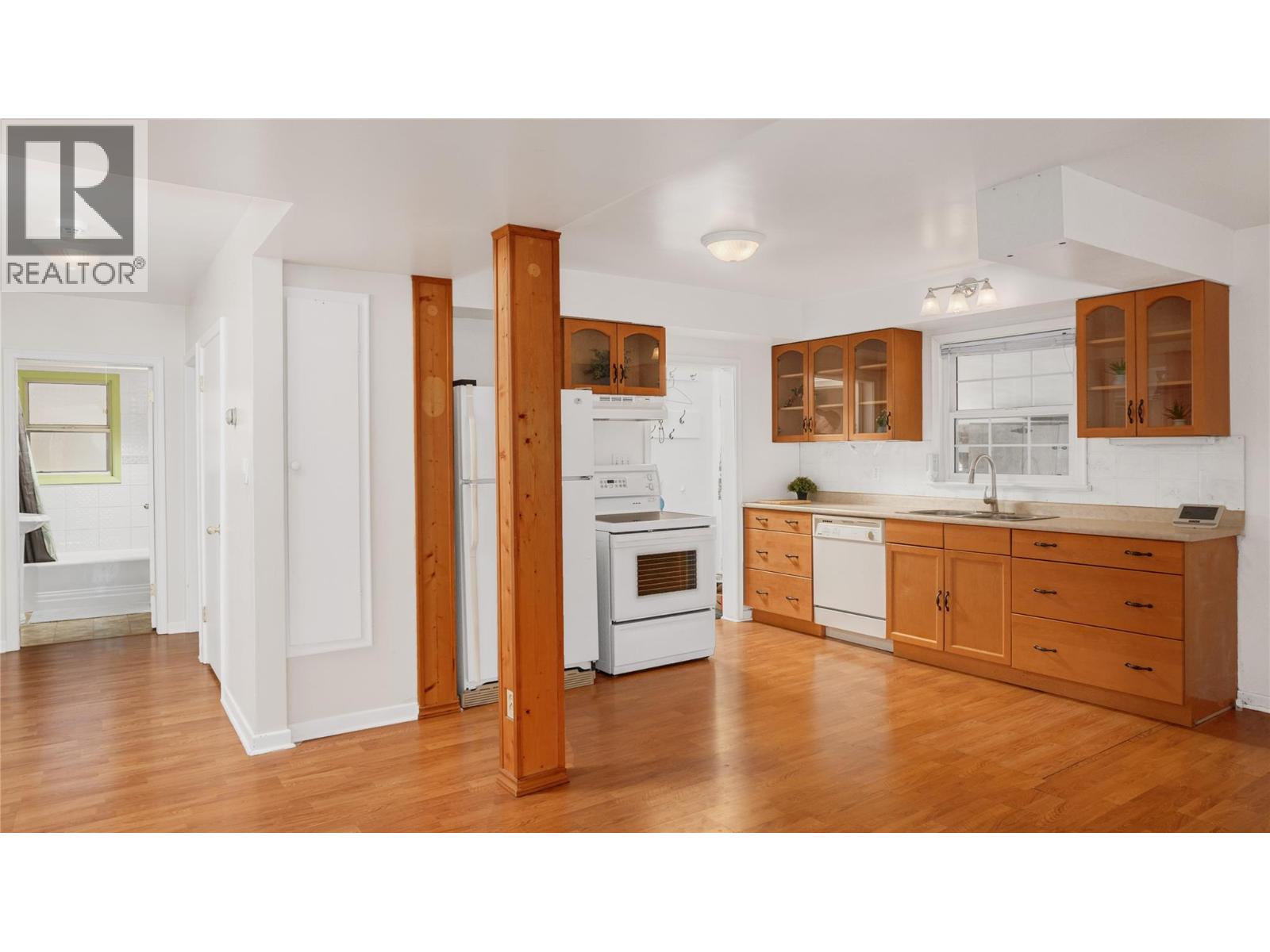 3404 4th Avenue, Castlegar