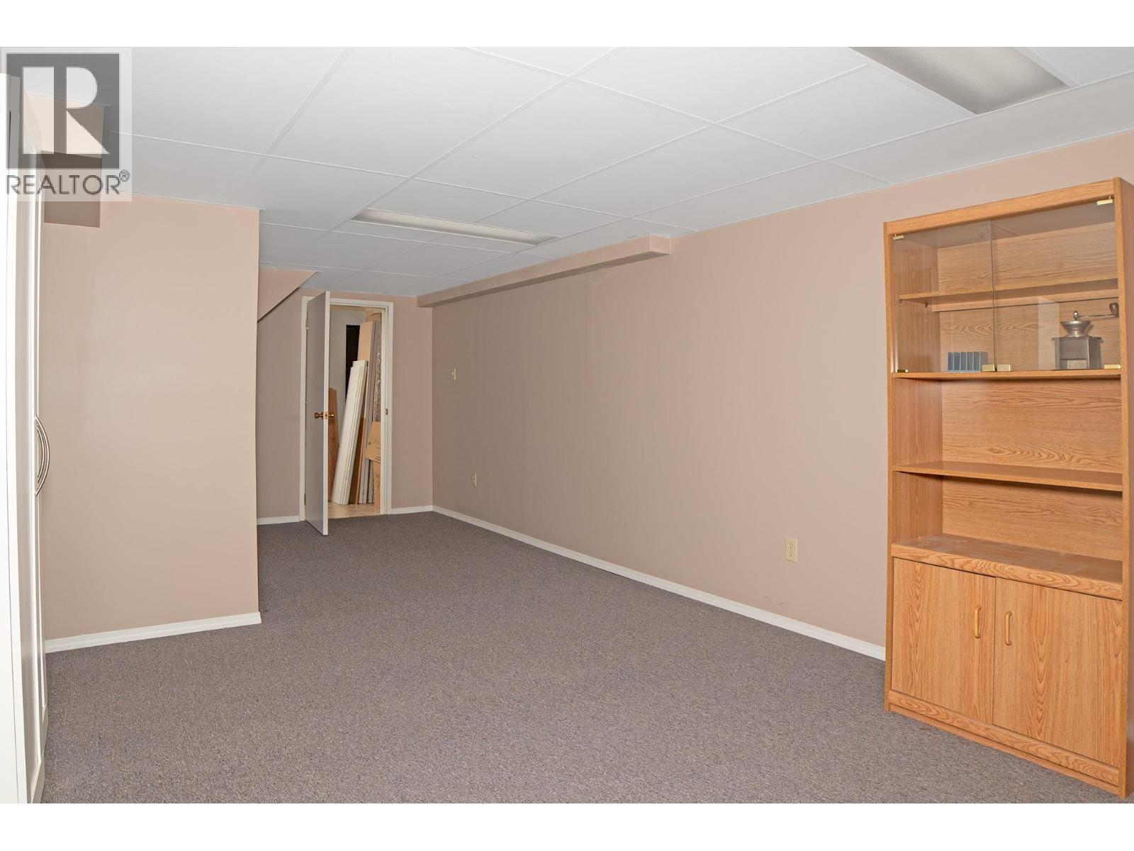 3404 4th Avenue, Castlegar