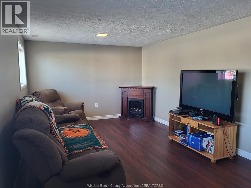 529 DORA DRIVE, Wallaceburg, Ontario, N8A2K2 — Photo 27
