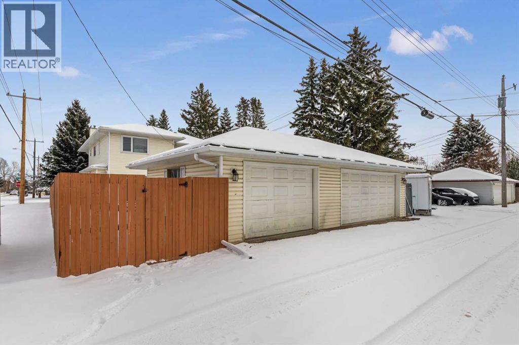 Single Family House for Sale in   Street SW Glenbrook Calgary 