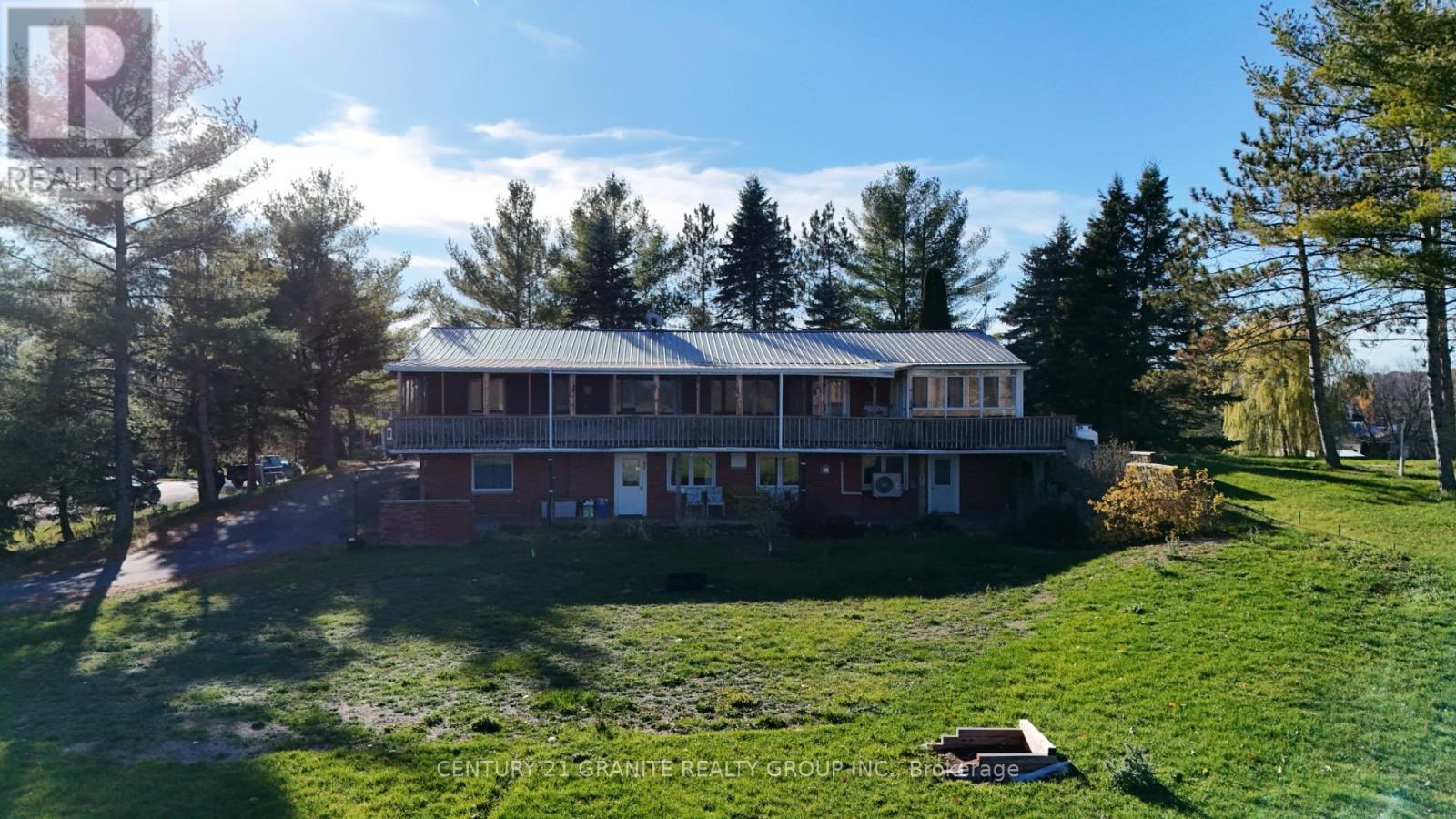 15 EAST HUNGERFORD ROAD - 1