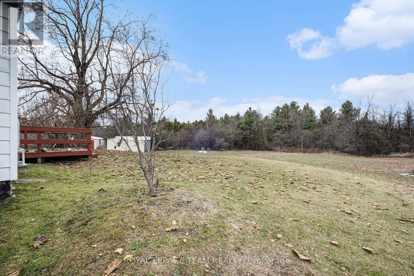 88 BAY ROAD — photo 30