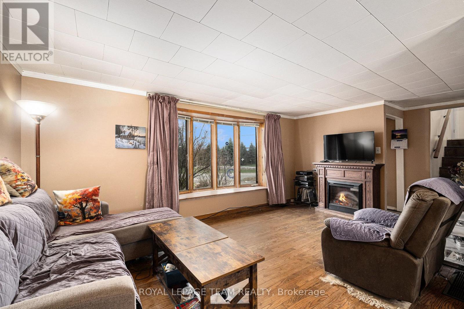 88 BAY ROAD - 8