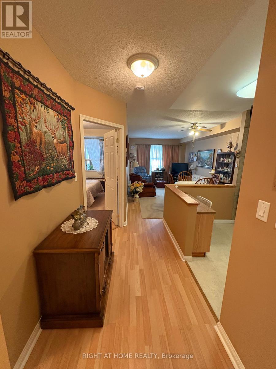 #312 90 DEAN AVENUE - 37