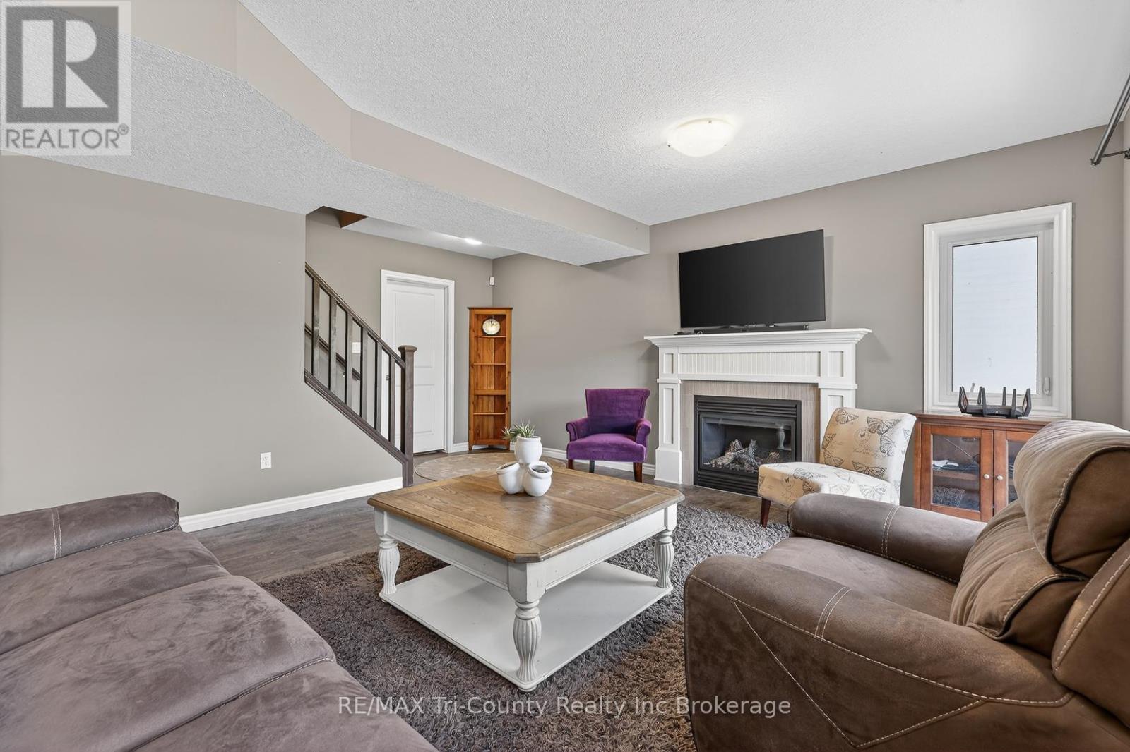68 COLIN AVENUE — photo 27