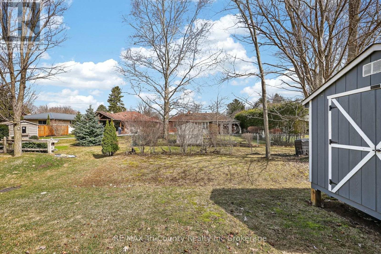 68 COLIN AVENUE — photo 40