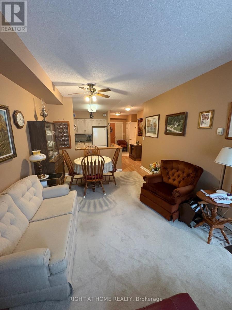 #312 90 DEAN AVENUE - 26