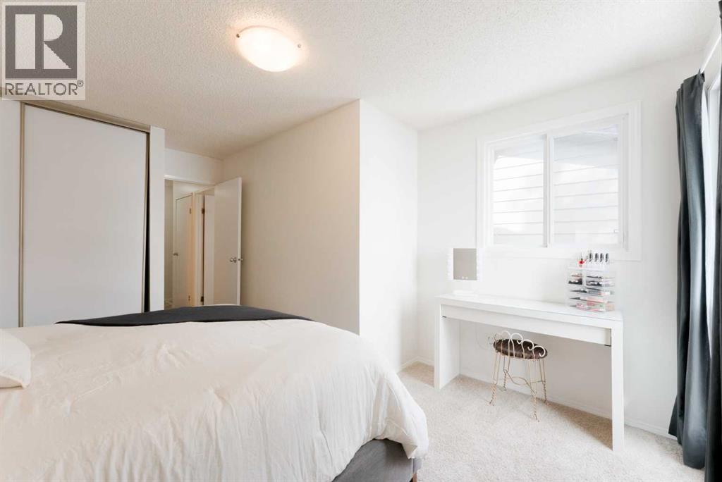 Single Family House for Sale in   Grier Avenue NE Greenview Calgary 