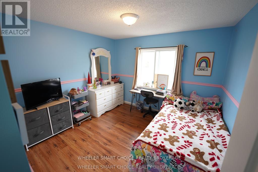 402 CLINE AVENUE - 23