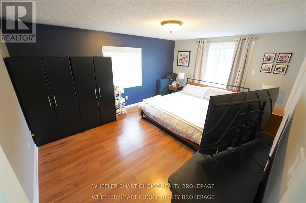 402 CLINE AVENUE - 25