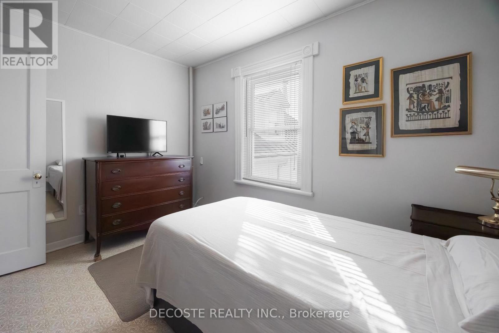21930 MENARD ROAD - 26