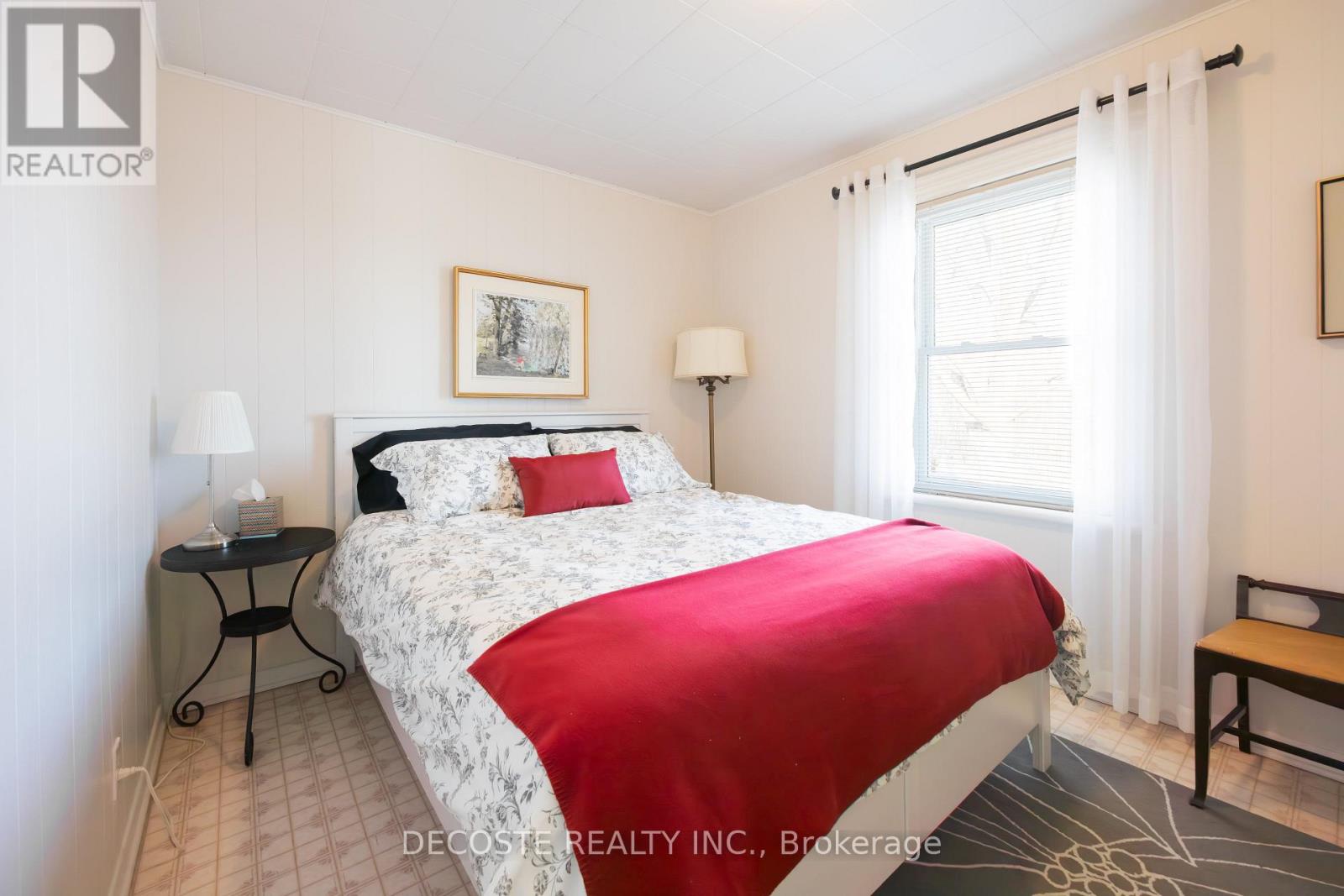21930 MENARD ROAD - 27