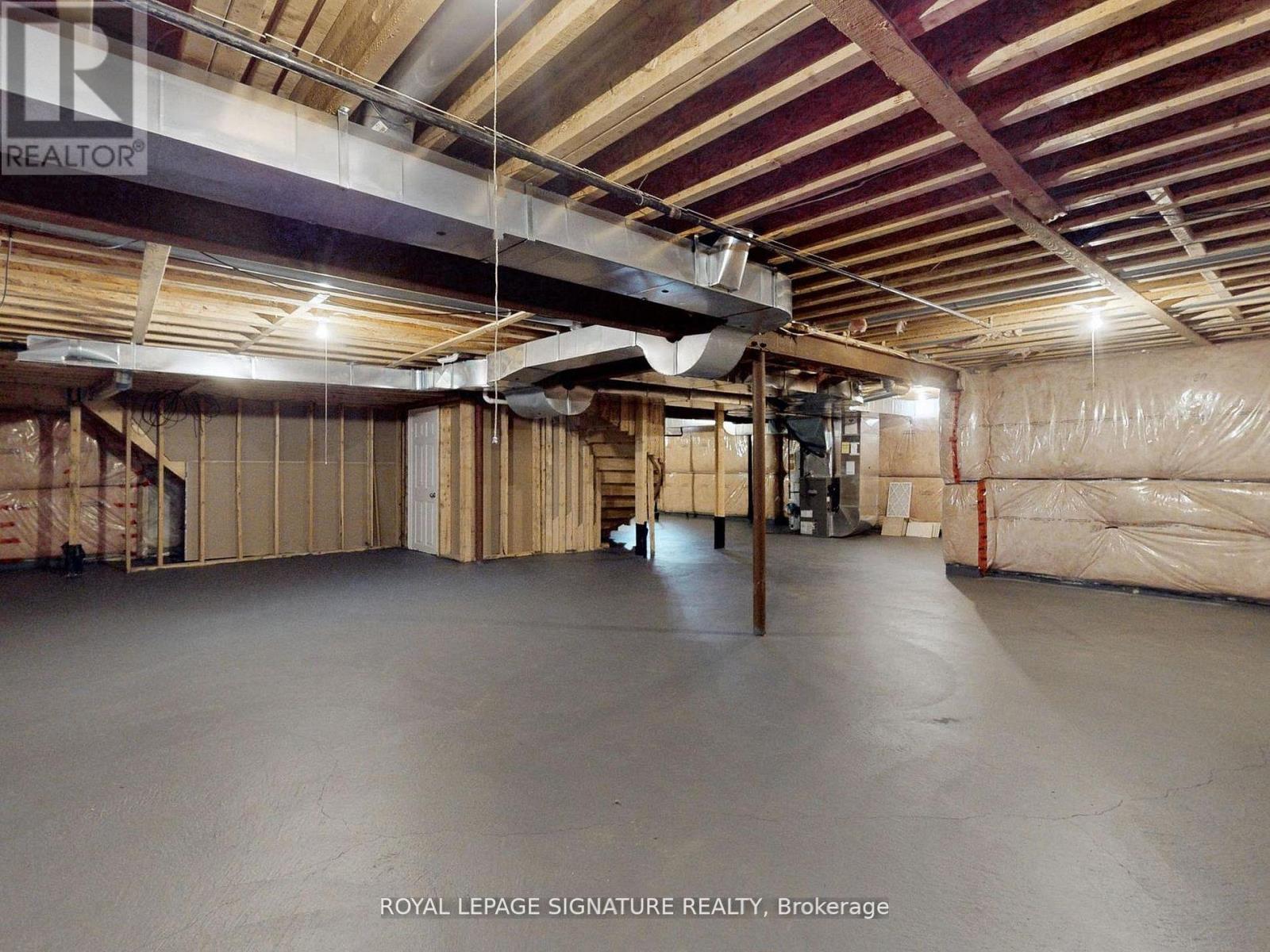 2238 LYNDHURST DRIVE - 46