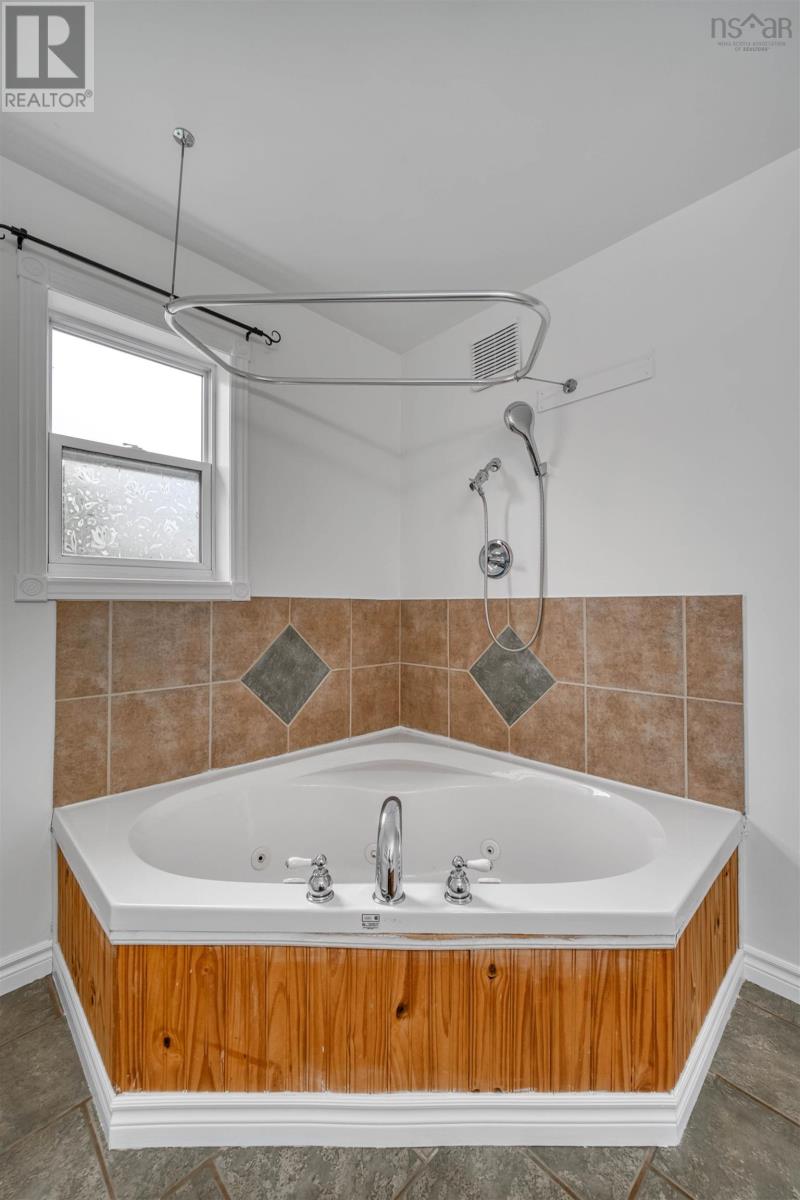 2447 HIGHWAY 376 - 30