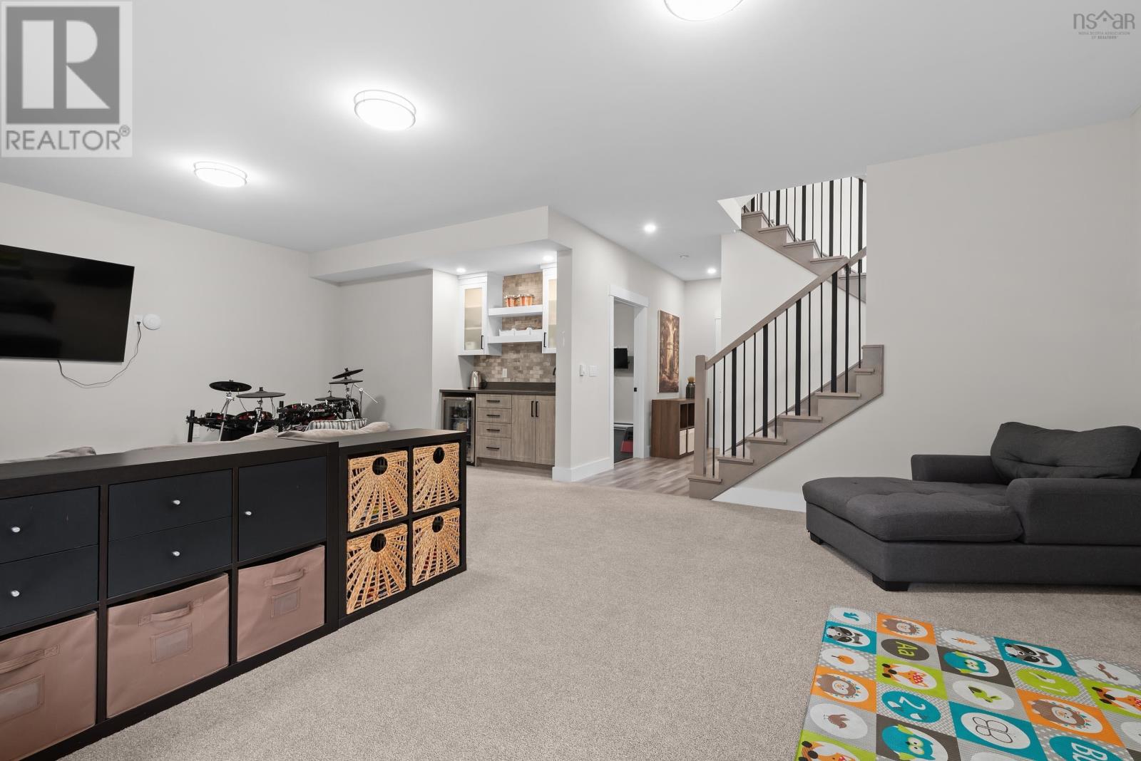 Property 33 of 41 of 37 Samaa Court