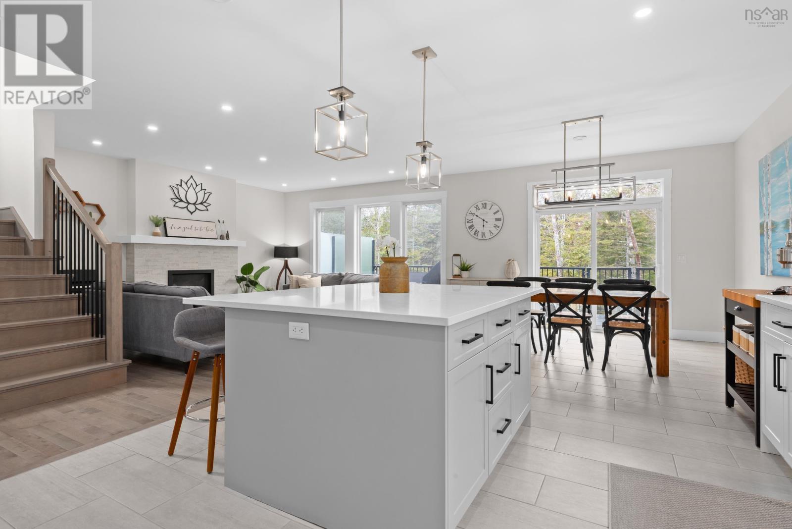 Property 10 of 41 of 37 Samaa Court