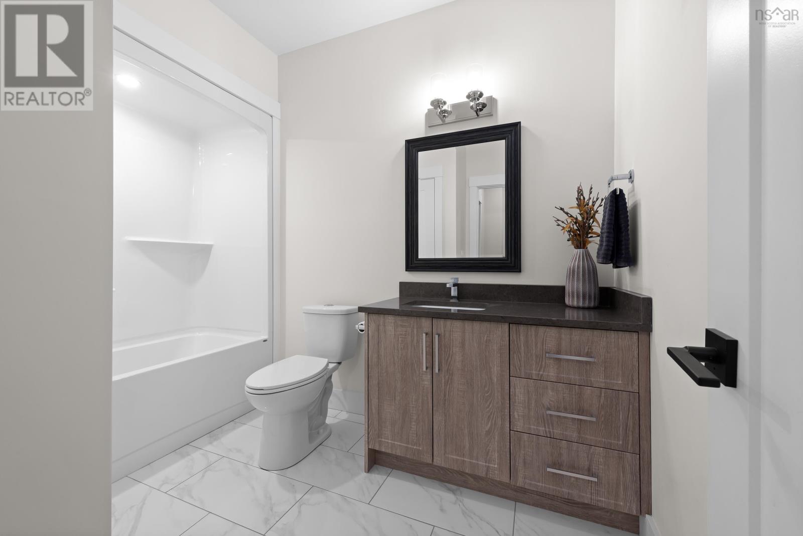 Property 36 of 41 of 37 Samaa Court