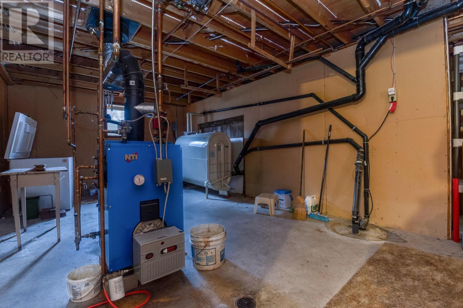 Property 34 of 44 of 3024 Clarence Road