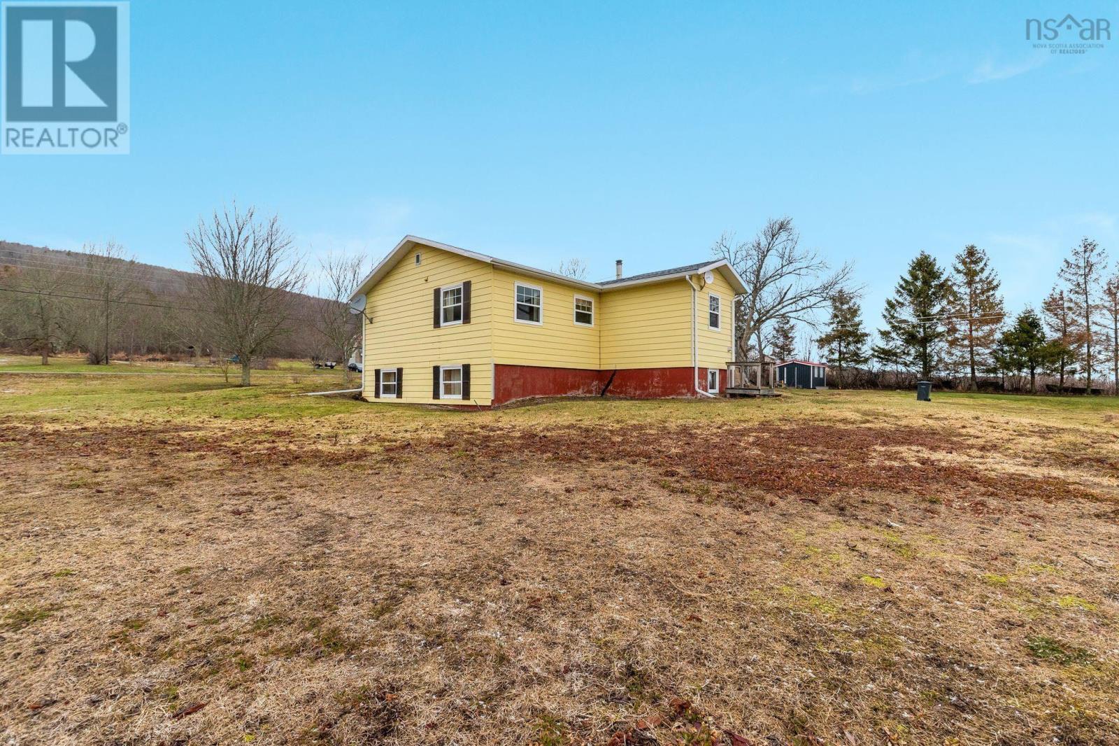 Property 42 of 44 of 3024 Clarence Road