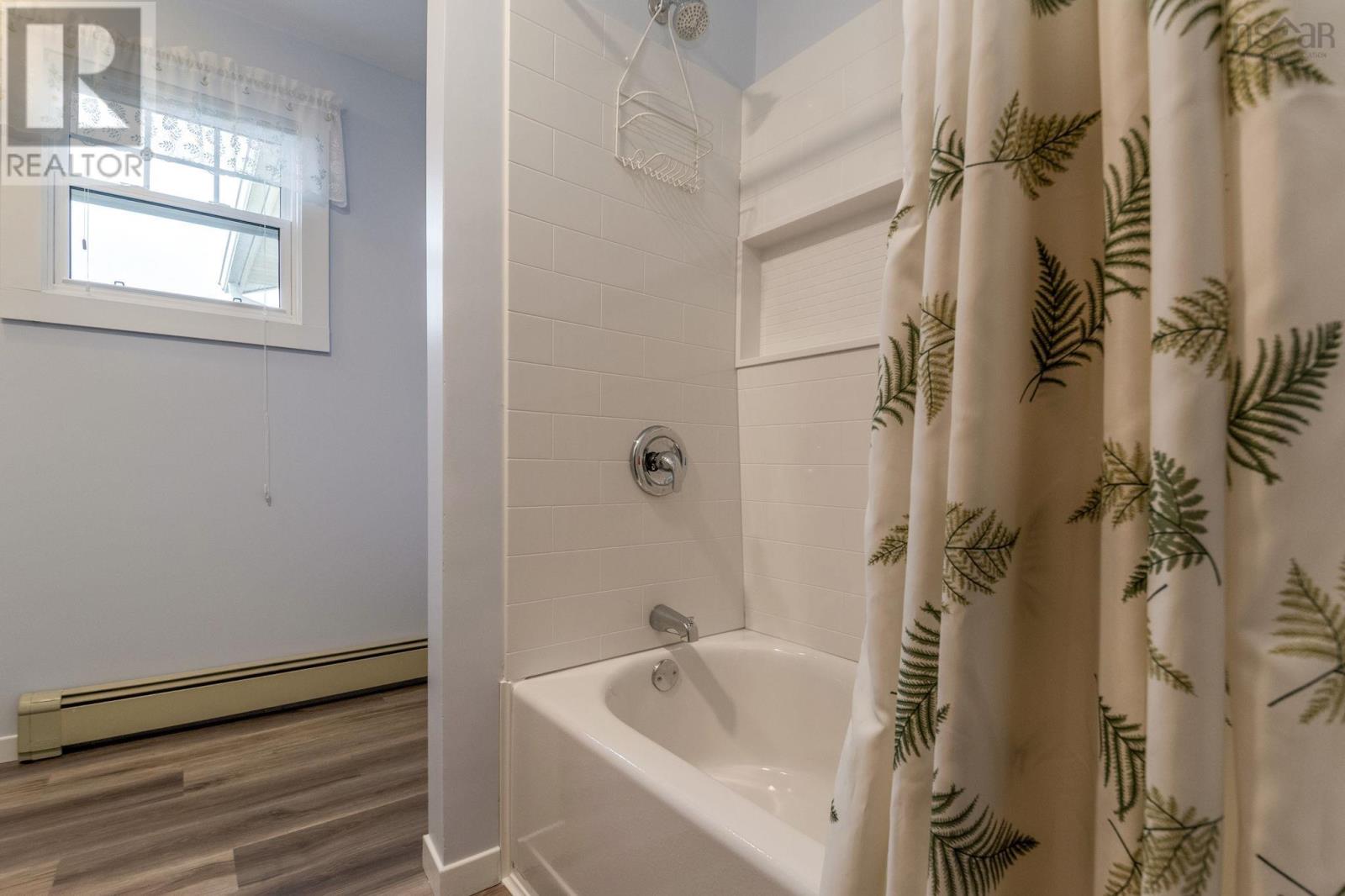 Property 26 of 44 of 3024 Clarence Road