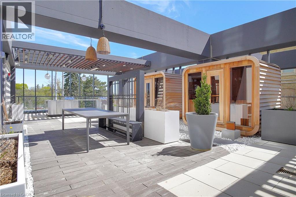 #1711 741 KING STREET - 23