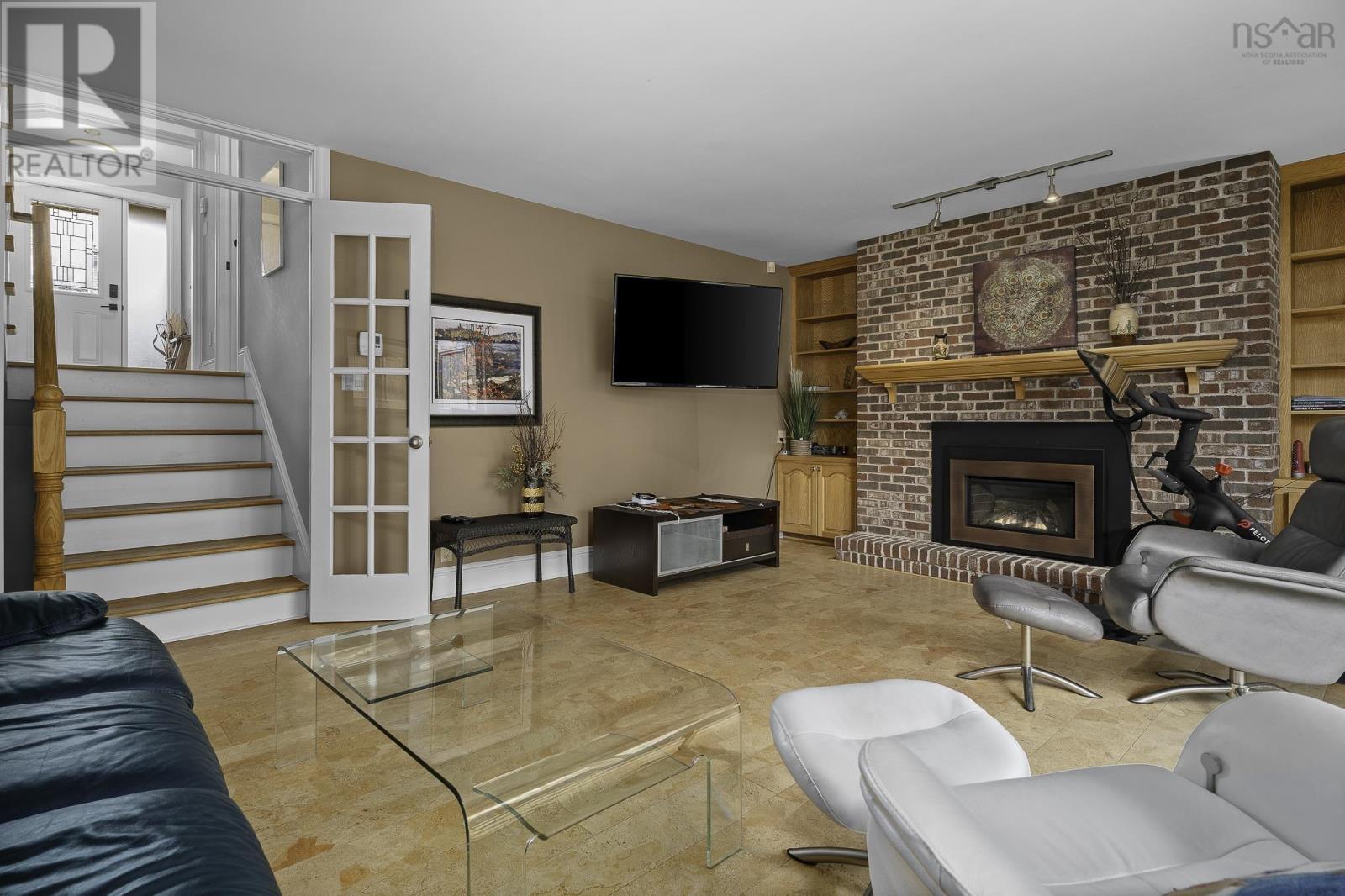 Property 24 of 49 of 164 SPINNAKER