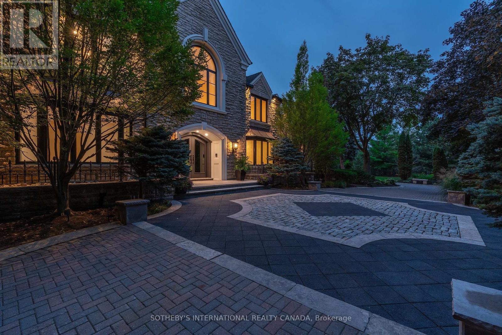 85 COWAN DRIVE — photo 40