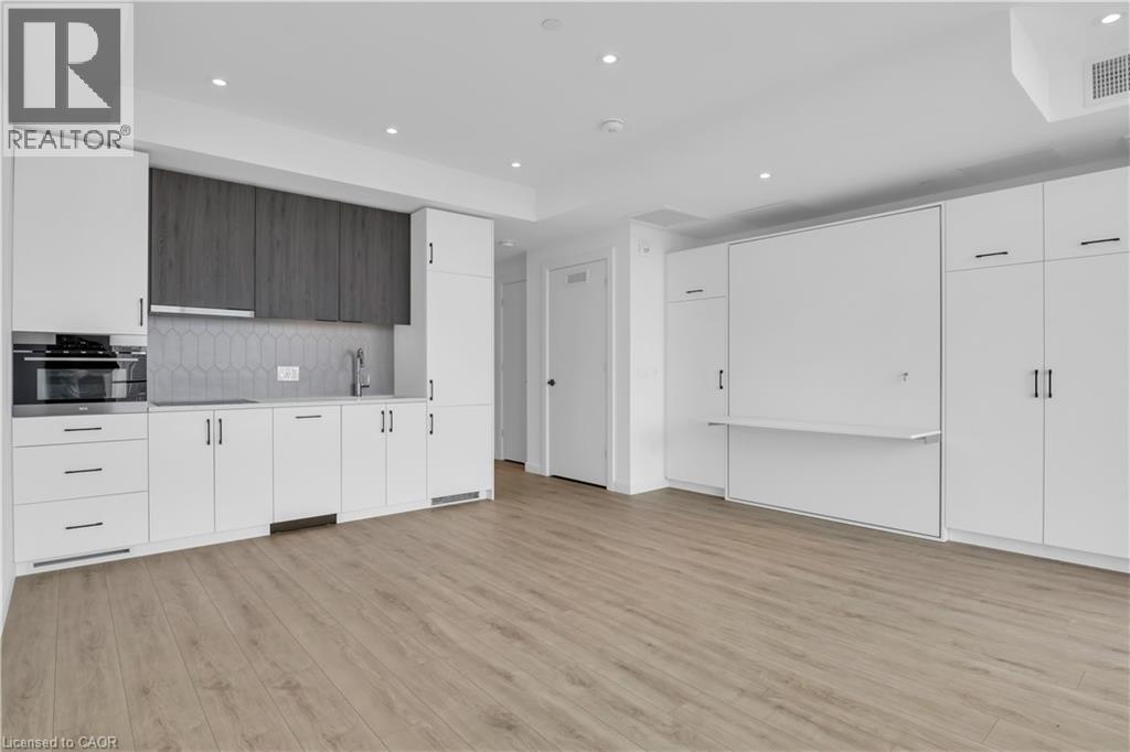 #1011 741 KING STREET - 15