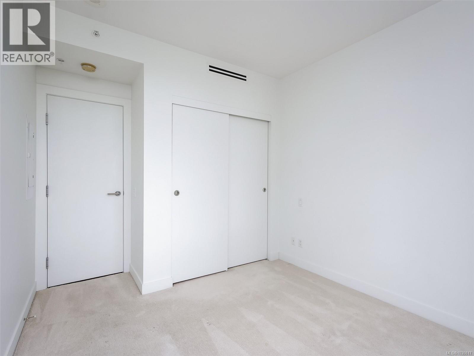 807 60 Saghalie Road, Victoria