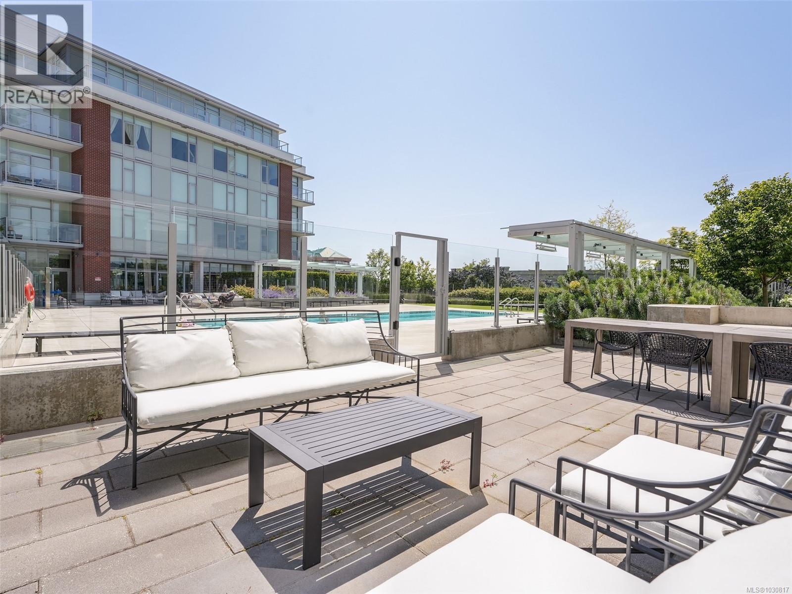 807 60 Saghalie Road, Victoria