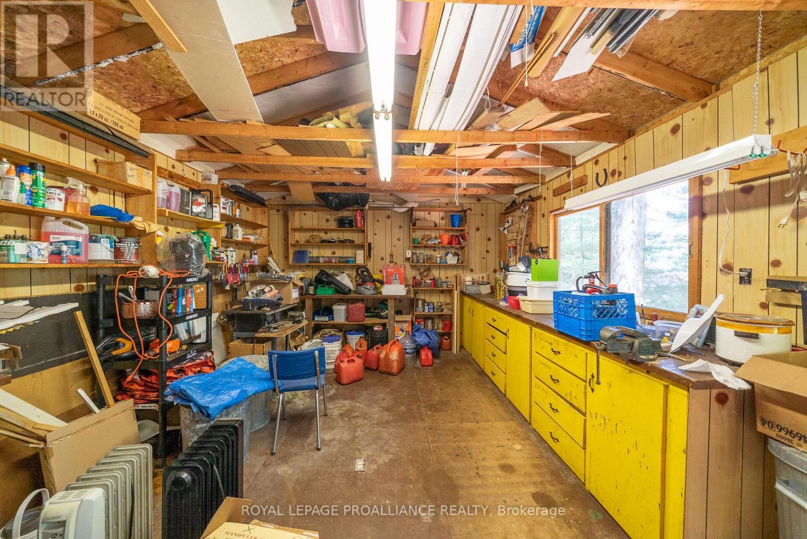 1346B S MAZINAW HEIGHTS ROAD - 41