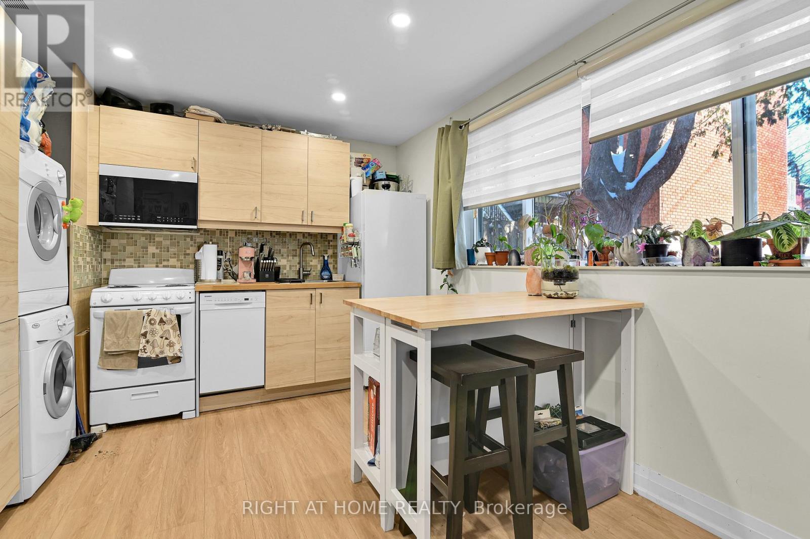 95 TEMPLETON STREET - 24
