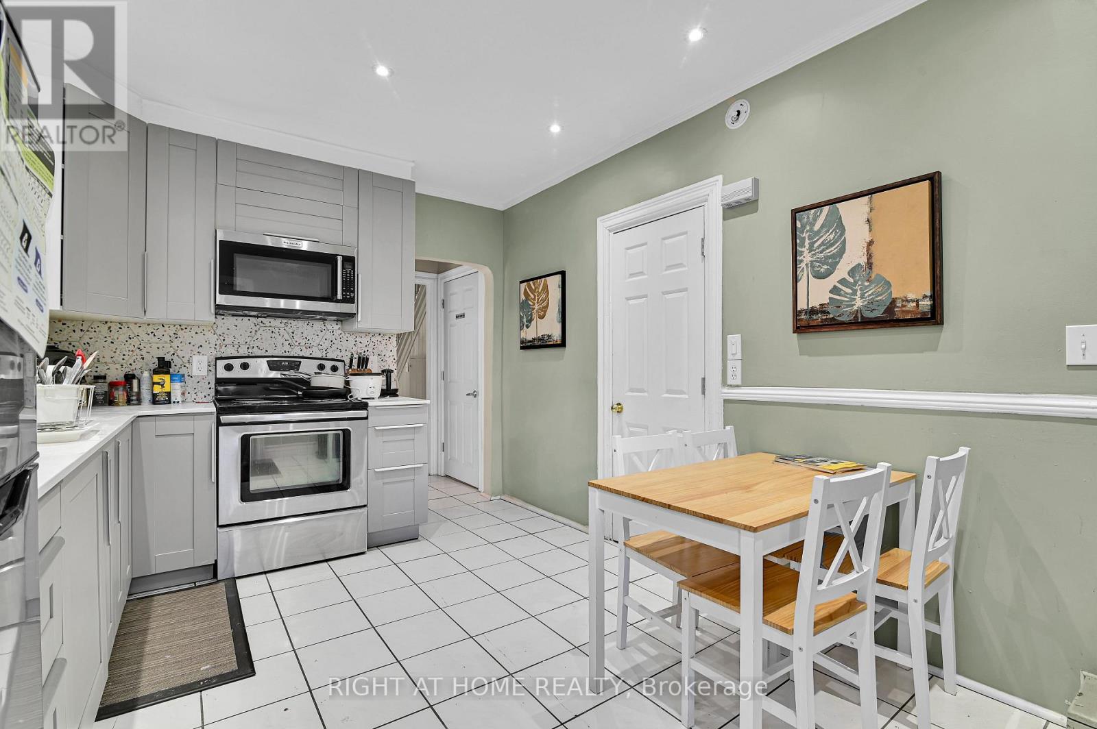 95 TEMPLETON STREET - 6