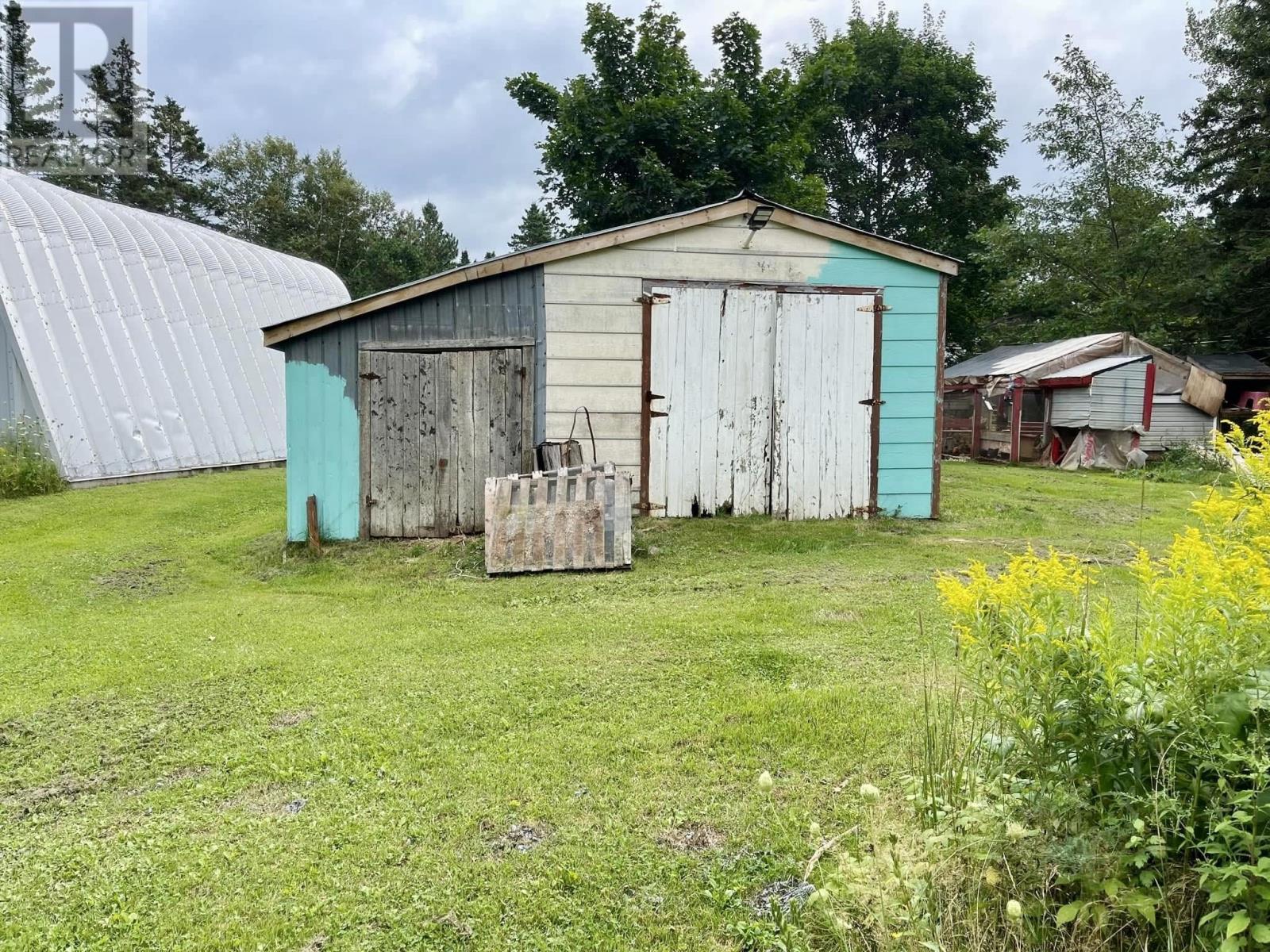 144 BRODERICK ROAD - 20