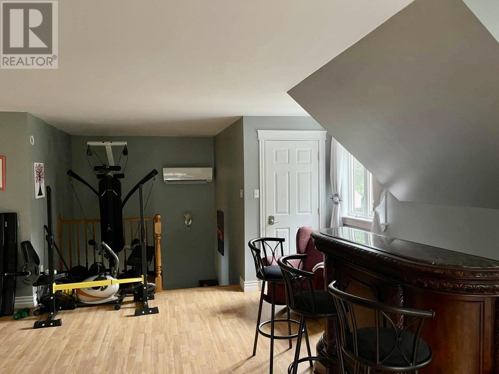 144 Broderick Road - 9