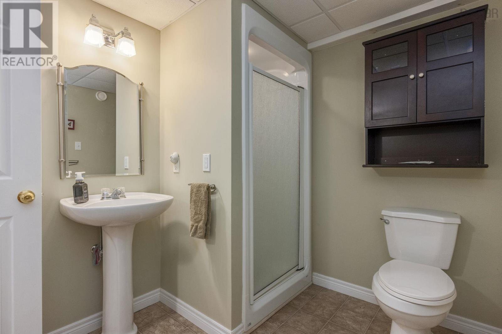 Property 44 of 49 of 73 Gravenstein Drive