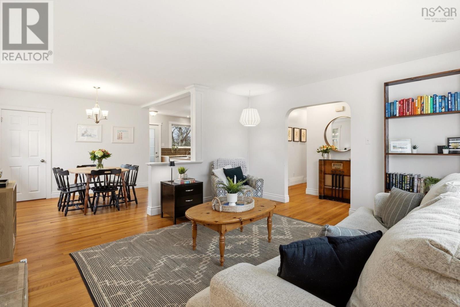 Property 5 of 33 of 11 Ernest Avenue