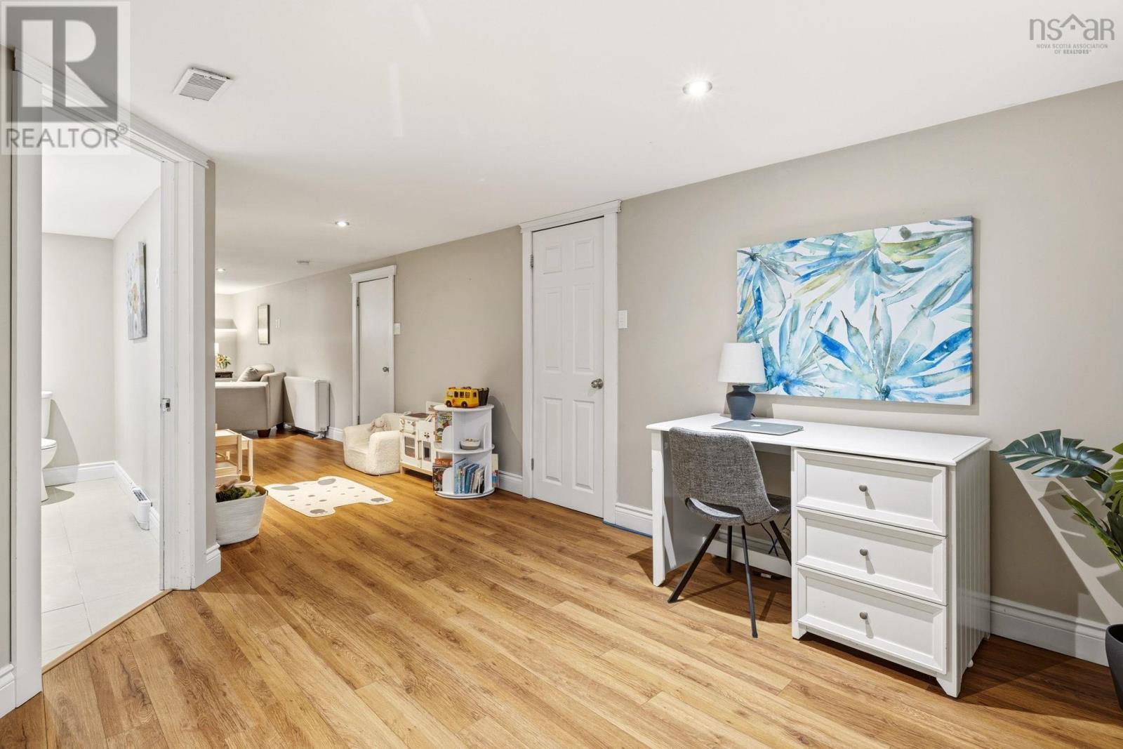 Property 20 of 33 of 11 Ernest Avenue